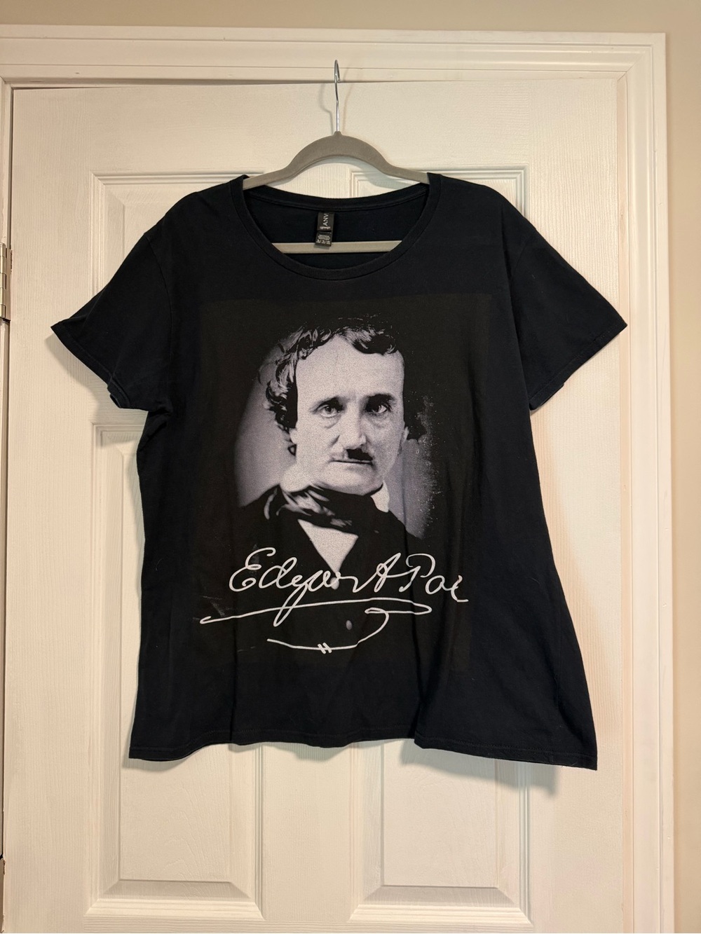 Edgar Allen Poe Mystery Horror Black T-Shirt- XL
